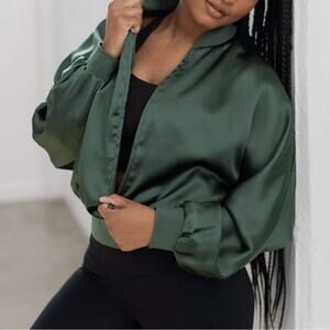 SAVVI Green Lucy Satin Polyester Full Zip-Up Dolman Bomber Jacket Size Medium